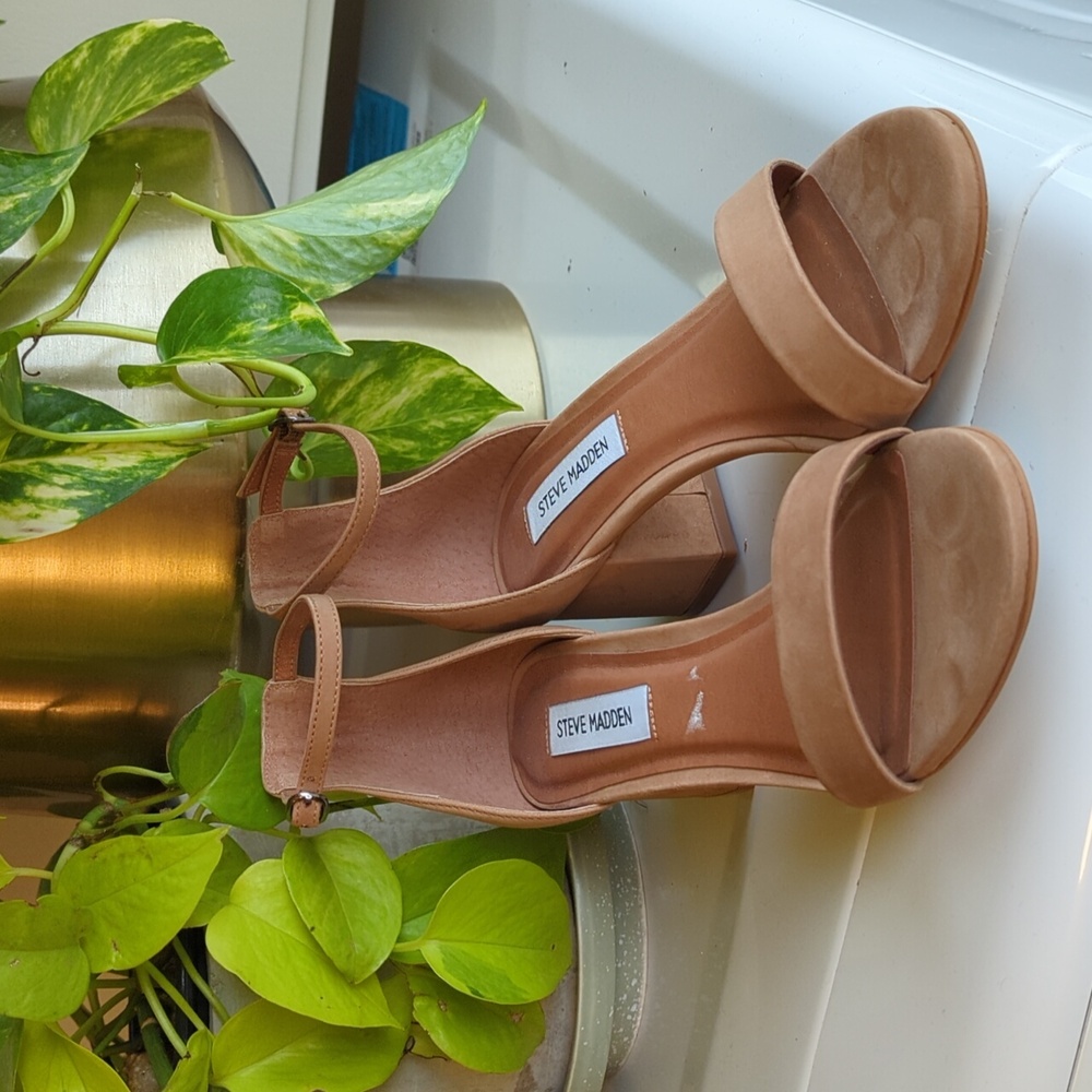 Steven Madden IRENEE TAN NUBUCK size 8 new